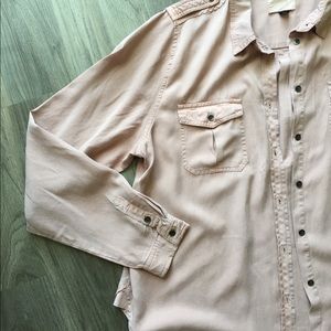 Women’s Blush Pink Soft Long Sleeve Button Up